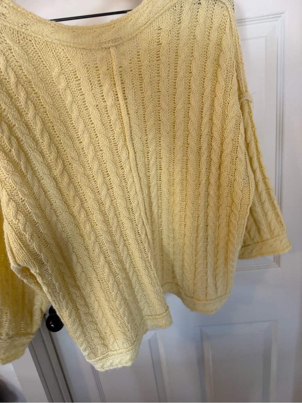 POL Soft Cable V-Neck Knit Sweater - Yellow oversized sz Small - Picture 7 of 9
